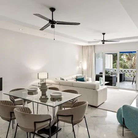Apartment Pool View In Casa Sevilla - Puerto Banus *