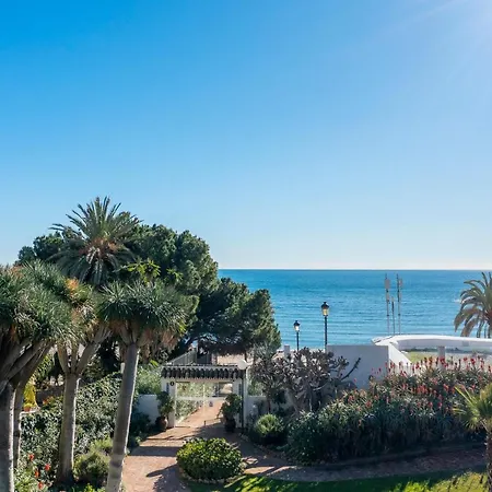 Apartment Pool View In Casa Sevilla - Puerto Banus
