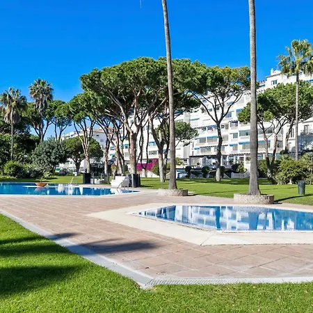 Appartamento Pool View In Casa Sevilla - Puerto Banus Marbella
