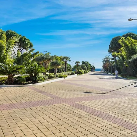 Pool View In Casa Sevilla - Puerto Banus Марбелья
